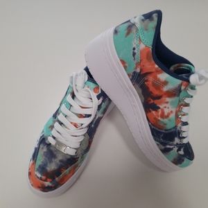 GBG Los Angeles Rigster Sneakers - Tie D